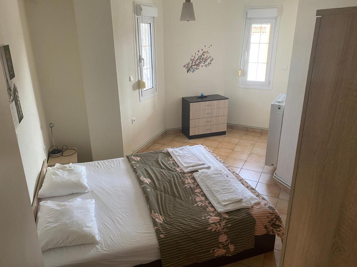 Kelesi Apartments Nea Kallikrateia Eksteriør billede